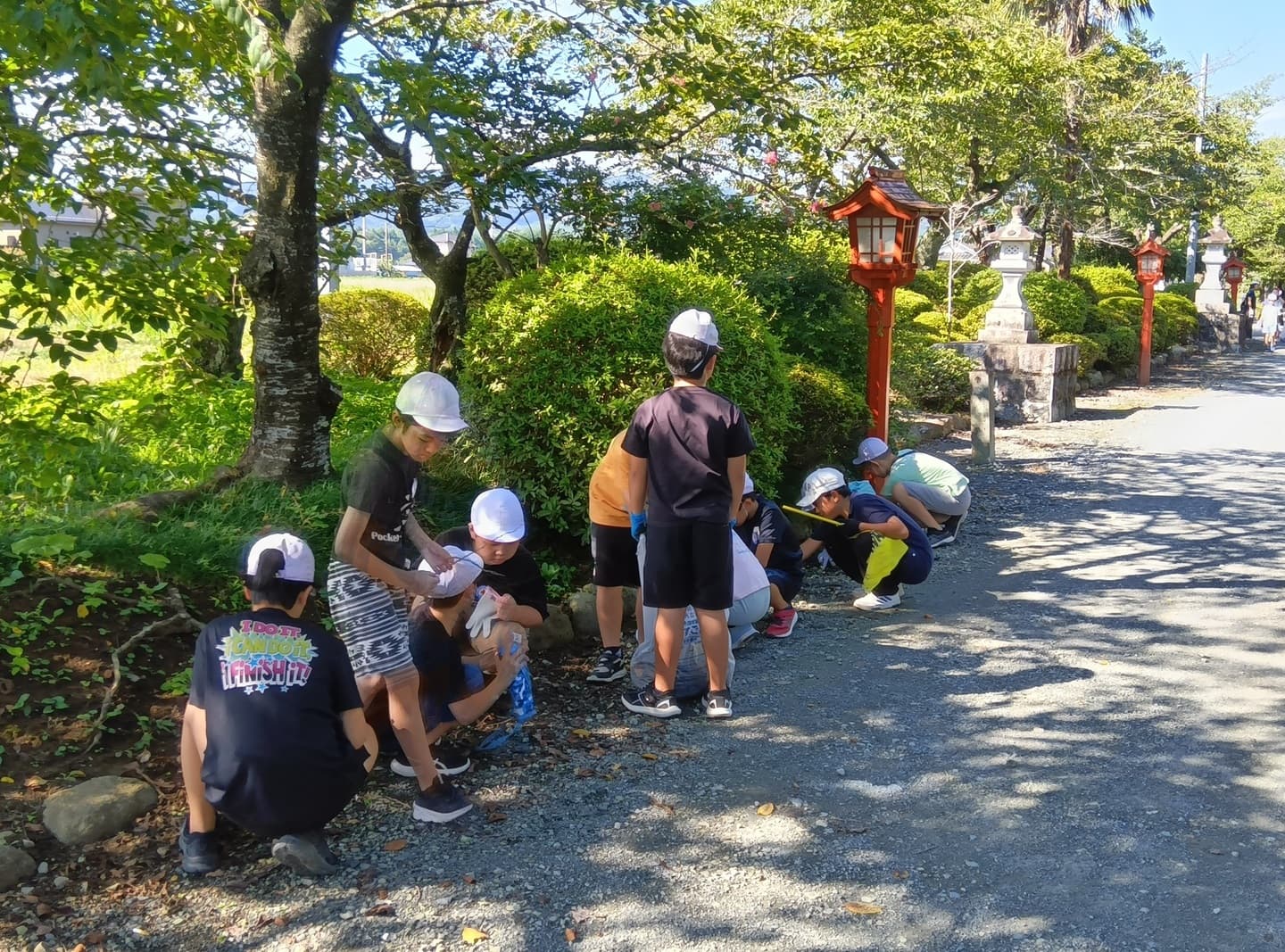 涼ヶ岡八幡神社　相馬市立八幡小学校　清掃活動